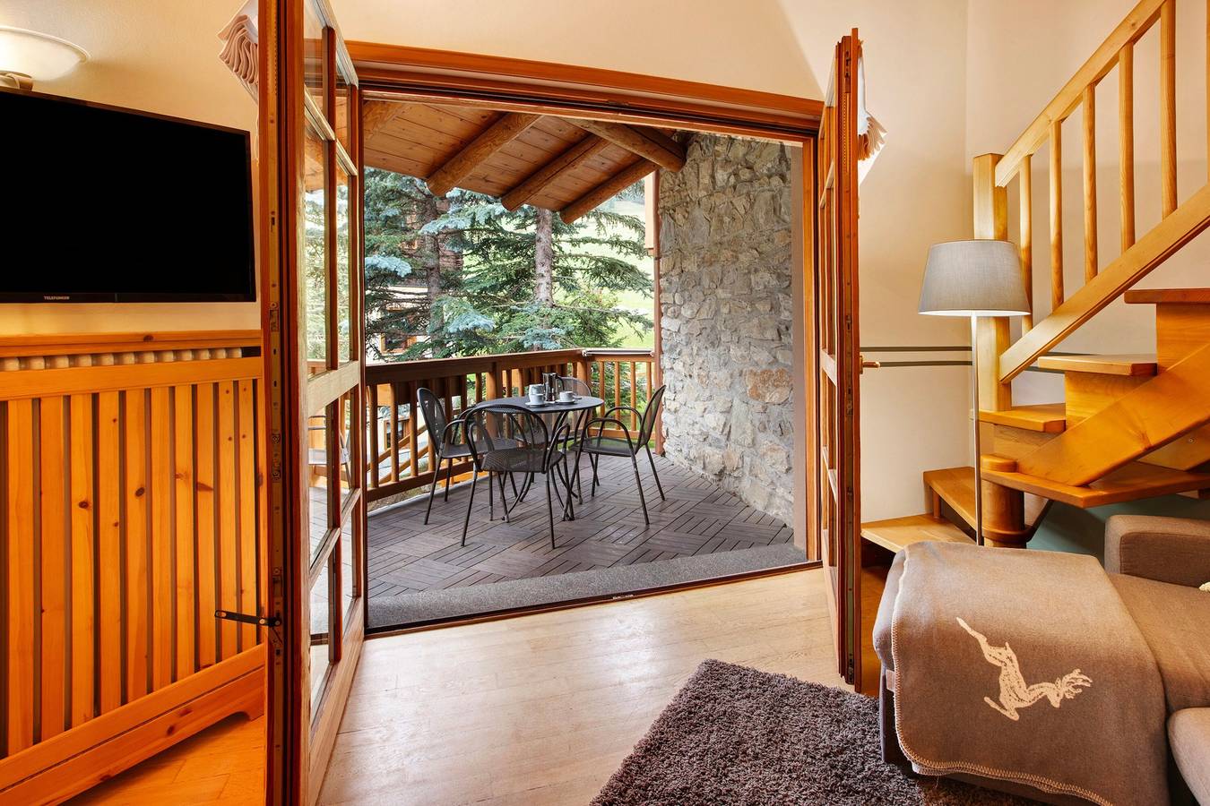 Appartamento intero, Appartamento 'Aurora Villa Nordica' con vista sulle montagne, terrazza privata e Wi-Fi in Livigno (Borgo), Livigno