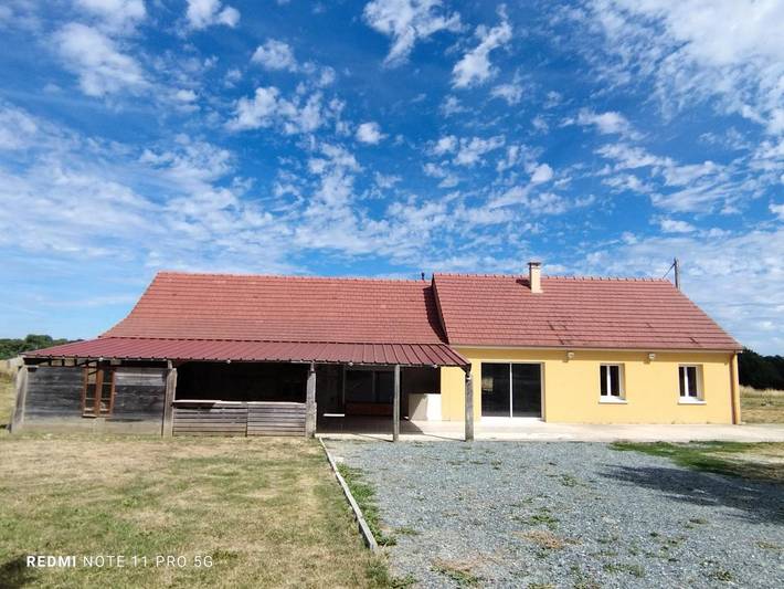 Location de vacances pour 10 personnes, avec vue et jardin à Vicq-sur-Nahon