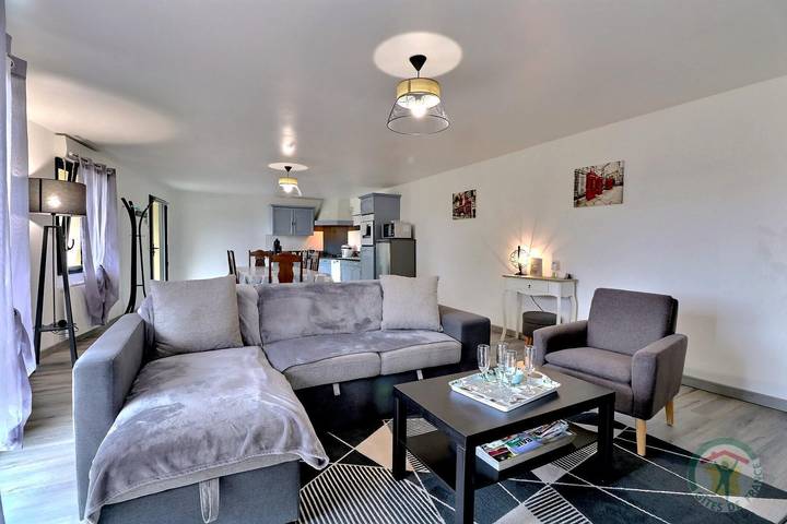 Gîte pour 4 personnes, avec jardin et sauna ainsi que terrasse et jacuzzi à Roz-sur-Couesnon - 4