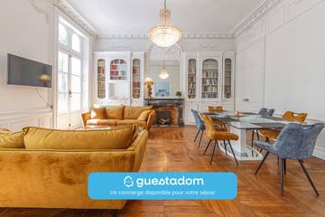 Gîte pour 4 personnes, avec balcon à Angers