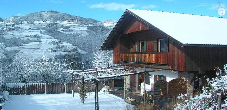Ferienwohnung für 4 Personen, mit Balkon und Pool sowie Ausblick, kinderfreundlich in Völs am Schlern