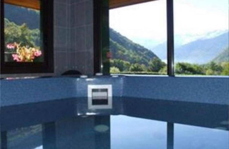 Gîte pour 6 personnes, avec jacuzzi et terrasse à Cier-de-Luchon