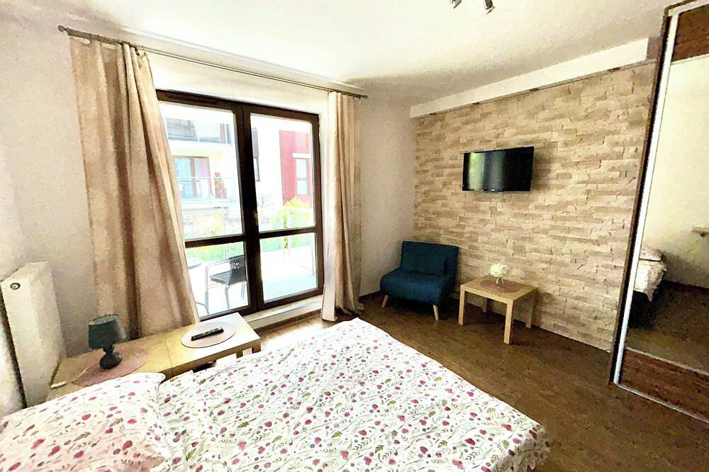 Ganze Wohnung, Lakeside Promenade View Sunrise Studio in Ostroda, Seenplatte von Ilawa