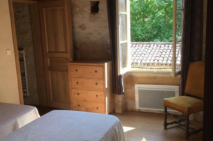 Gîte pour 4 personnes, avec terrasse à Capdrot - 2