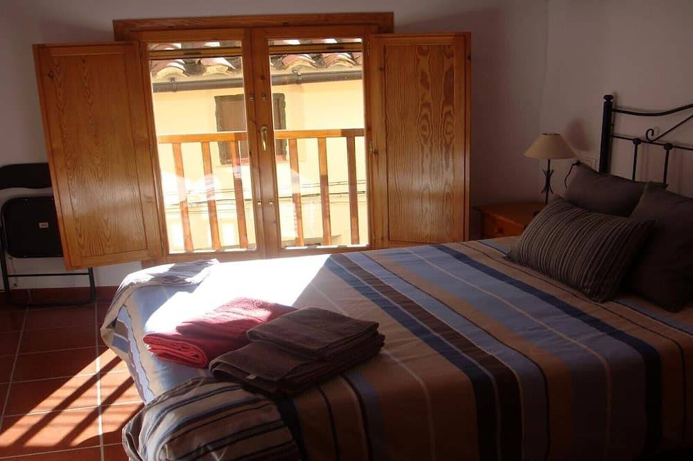 Location Maison Saima. in Las Cuevas de Cañart, Castellote