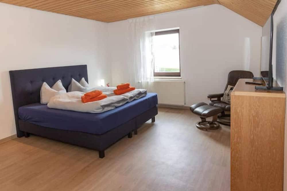 Villa am Wehr 9 Schlafzimmern + Wellnessbereich für Gruppen, Business, Schulung in Allersberg, Frankenalb