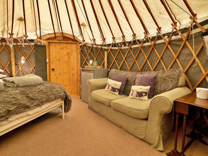 Chalet for 2 people, with hot tub and garden in Scotland