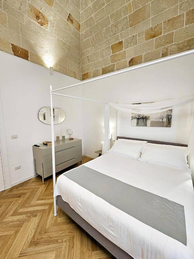 Ferienwohnung für 4 Personen, mit Balkon und Whirlpool in Brindisi - 4