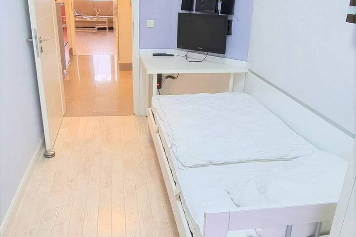 Ganze Wohnung, Strandnahe Ferienwohnung in der wunderschönen Villa Käthe in Göhren in Göhren, Rügen