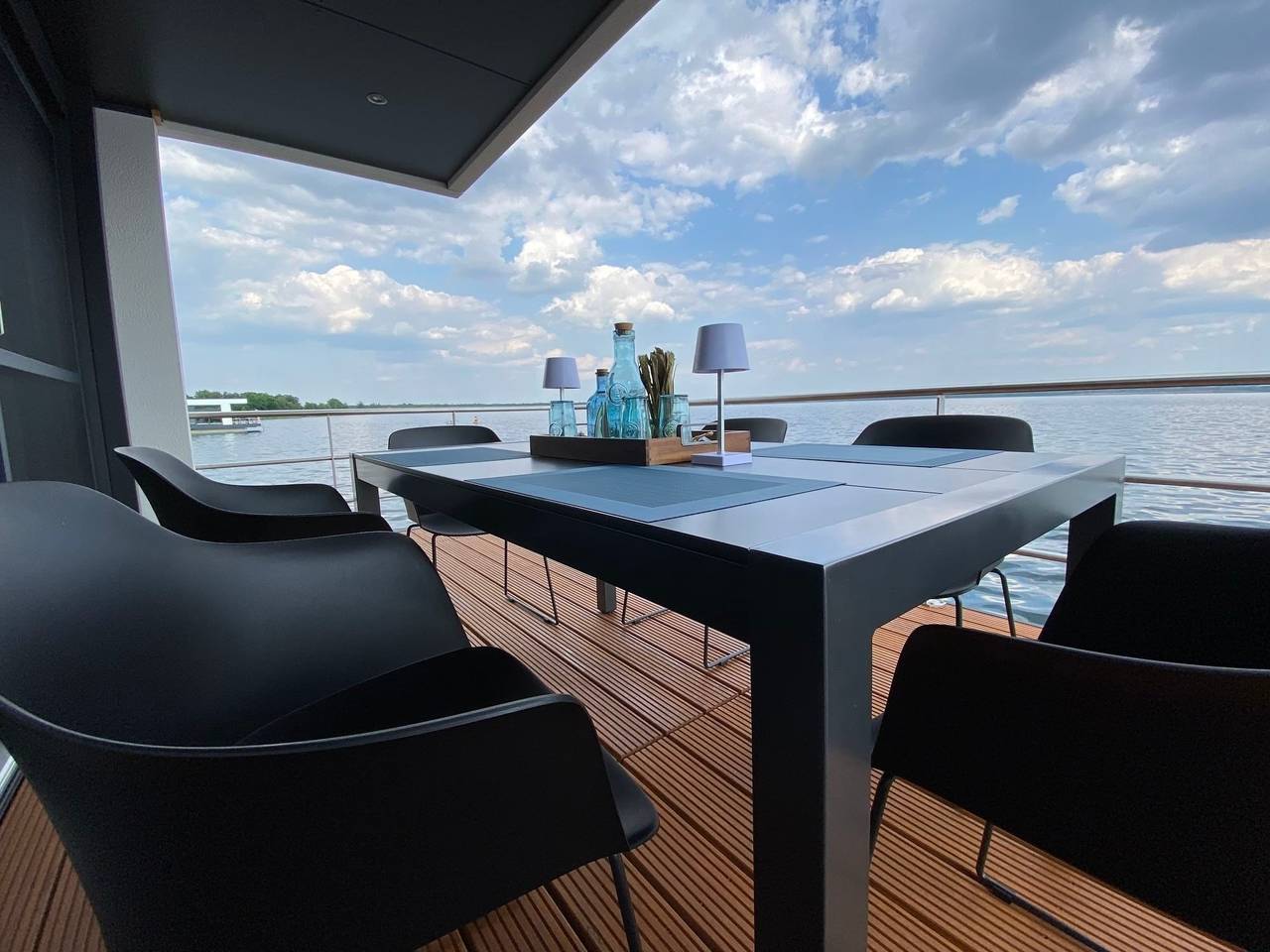 Hausboot Neptun in Laasow, Vetschau