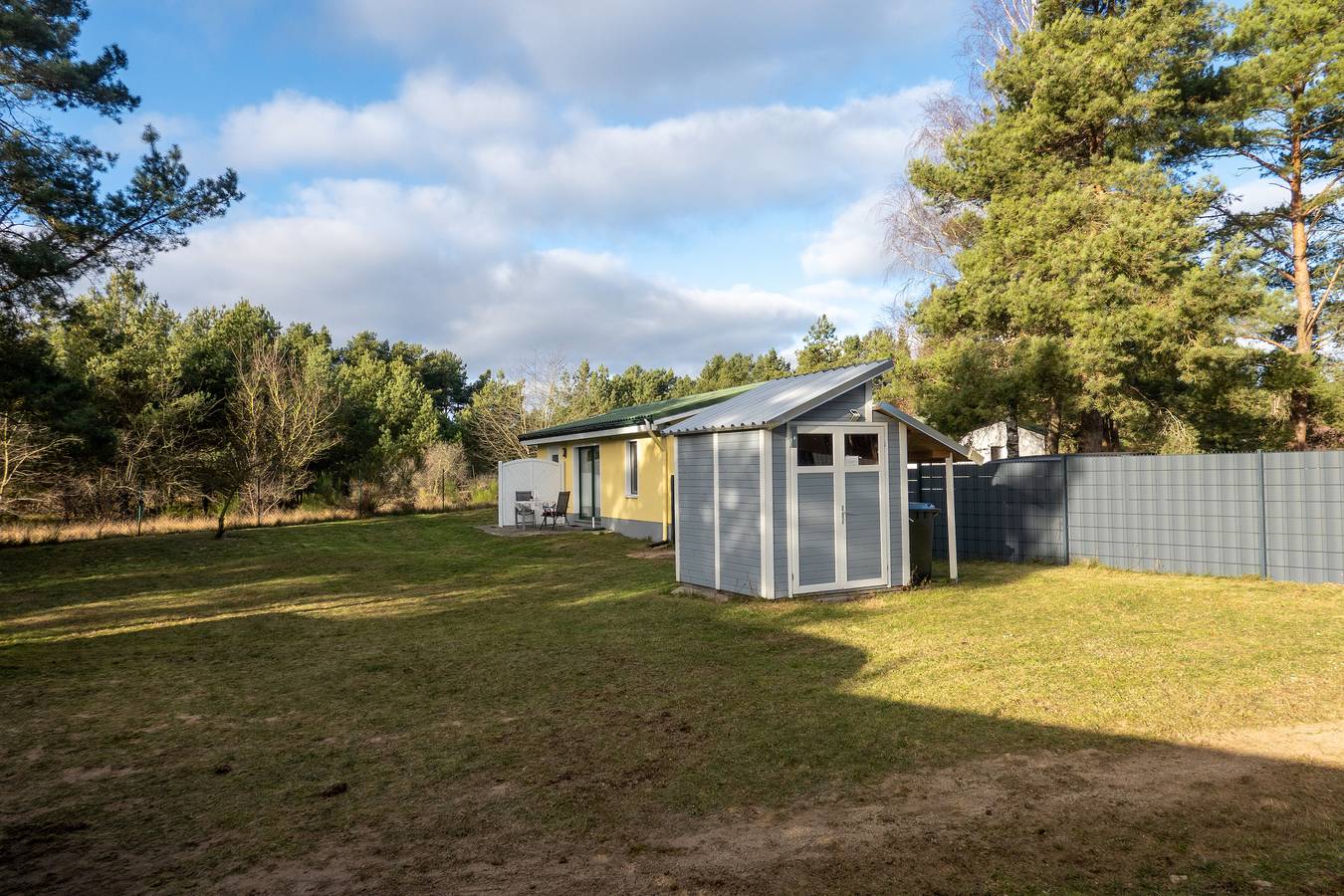 Hundeparadies "Bodden Paradise Cottage" in Pruchten, Vorpommern-Rügen