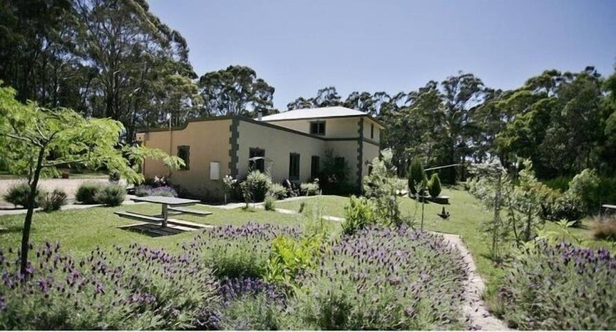 Villa pour 4 personnes, avec jardin et jacuzzi dans Victoria