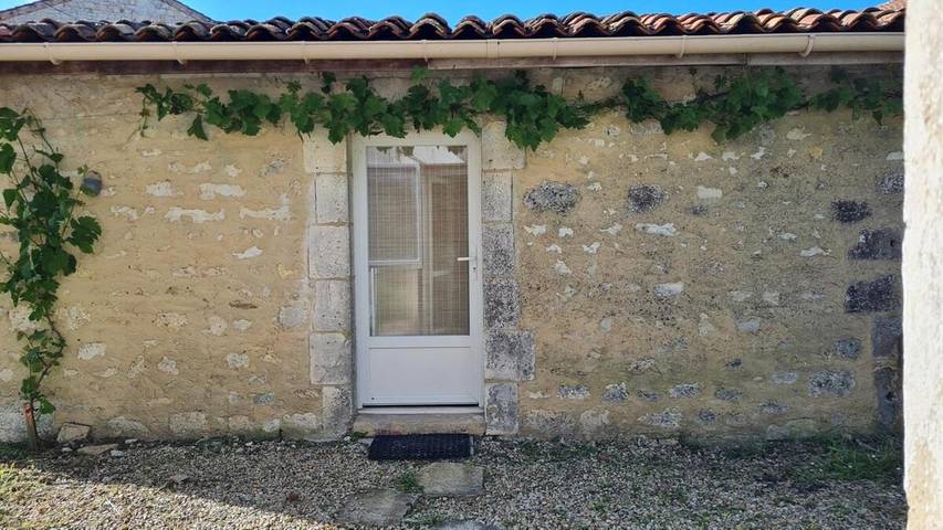 Location de vacances pour 2 personnes, avec jardin à Touvre - 4