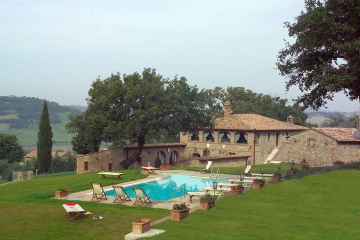 Villa pour 14 personnes, avec jardin et jacuzzi dans Val d'Orcia - 2