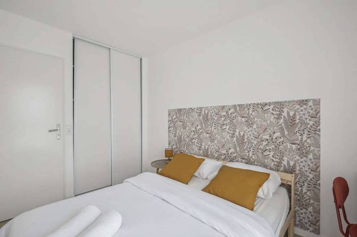 Gîte pour 8 personnes, avec balcon à Cergy - 3