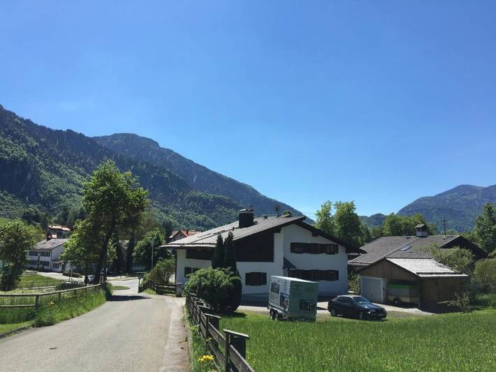 Hostel, mit Balkon und Terrasse sowie Garten und Ausblick in Kochel am See - 2