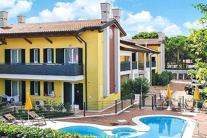 Apartamento de vacaciones para 6 personas, con terraza además de piscina y balcón/terraza - 1