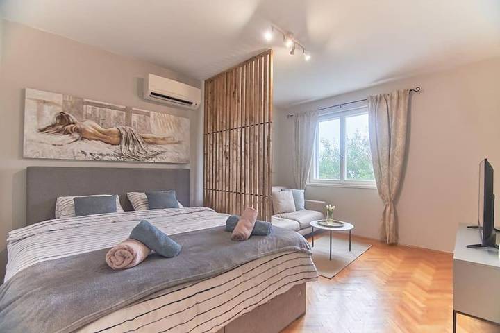 Apartamento de vacaciones para 4 personas, con vistas y jardín - 1
