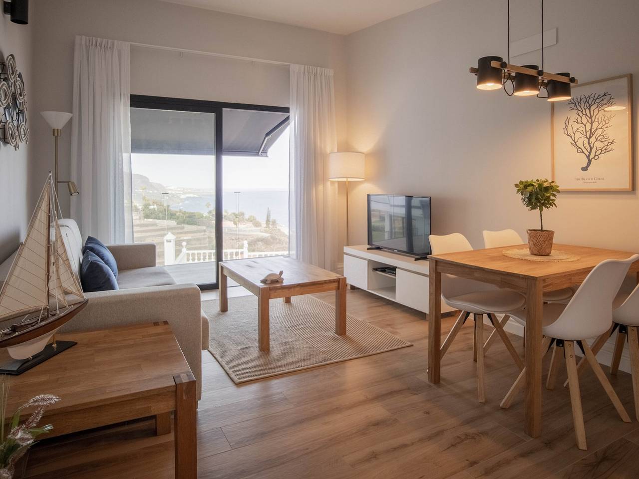 Entire apartment, Authentic house with heated pool and sea views in Toscal - La Longuera, Los Realejos