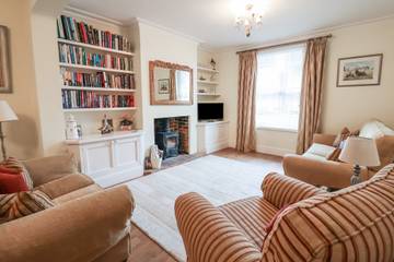 Log Cabin for 6 People in Southwold, Waveney District, Photo 2