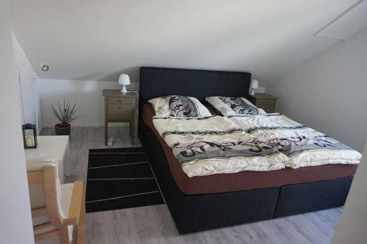 Ferienwohnung für 4 Personen, mit Balkon und Seeblick sowie Ausblick in Bad Salzuflen - 2