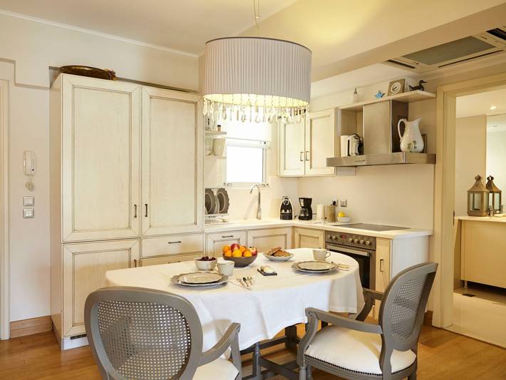 Ferienwohnung für 4 Personen, mit Balkon und Terrasse in Rhodos Stadt - 2