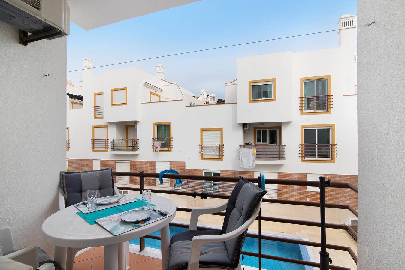 Apartamento inteiro, Apartamento 'Quinta Da Gomeira 60' com Piscina Partilhada, Varanda e Ar Condicionado in Cabanas de Tavira, Conceição e Cabanas de Tavira