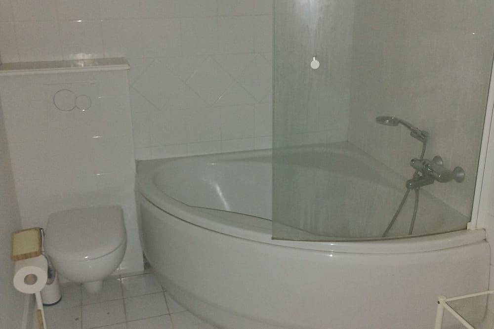 Appartement entier, A 2 pas de la Citadelle, appartement de standing 5 couchages. in Besançon, Doubs