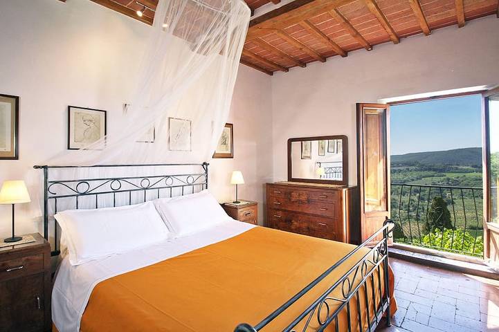 Apartamento entero, Justo en el centro de Montepulciano. Apartamentos en palacio antiguo con vista y jardín in Montepulciano, Provincia de Siena