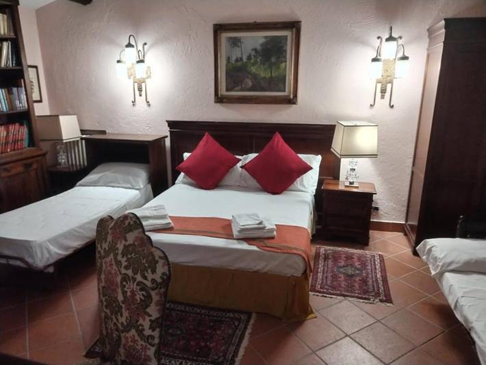 Villa per 7 persone, con Balcone e Terrazza nonché Giardino e Piscina a Sutri