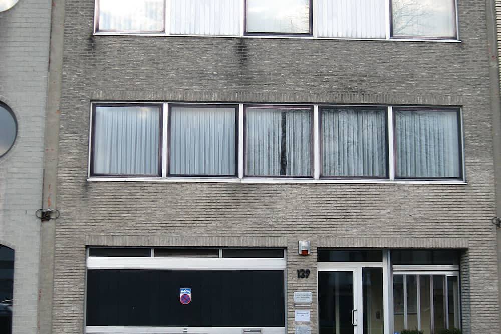 Serene 1-bedroom bed & breakfast in charming Antwerp in Anvers, Région d'Anvers