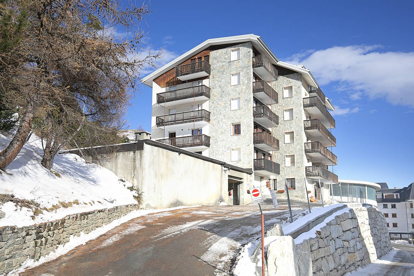 Ganze Wohnung, Simona Luxury Apartment few steps from sk in Sestriere, Via Lattea