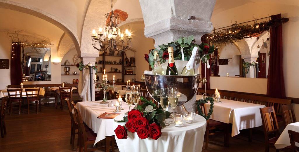 Hotel Gasthof zur Post - Doppelzimmer in Riedenburg, Altmühltal