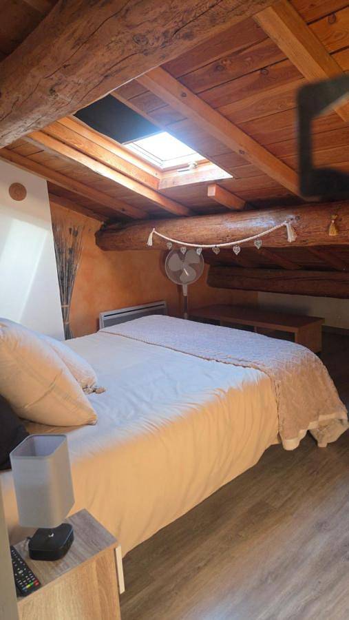 Chambre d’hôte pour 2 personnes, avec Terrasse et Jardin
