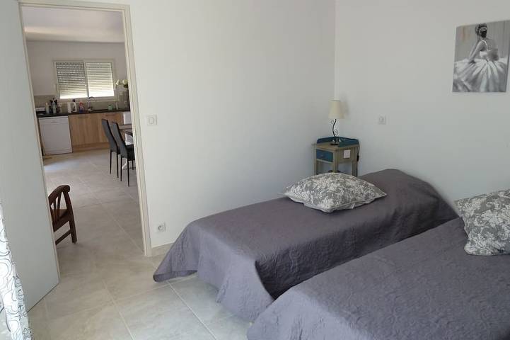 Location de vacances pour 4 personnes, avec terrasse et jardin à Roquemaure - 4