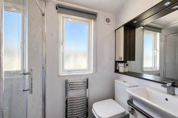 Glamping for 6 People in St Osyth, Essex, Photo 3
