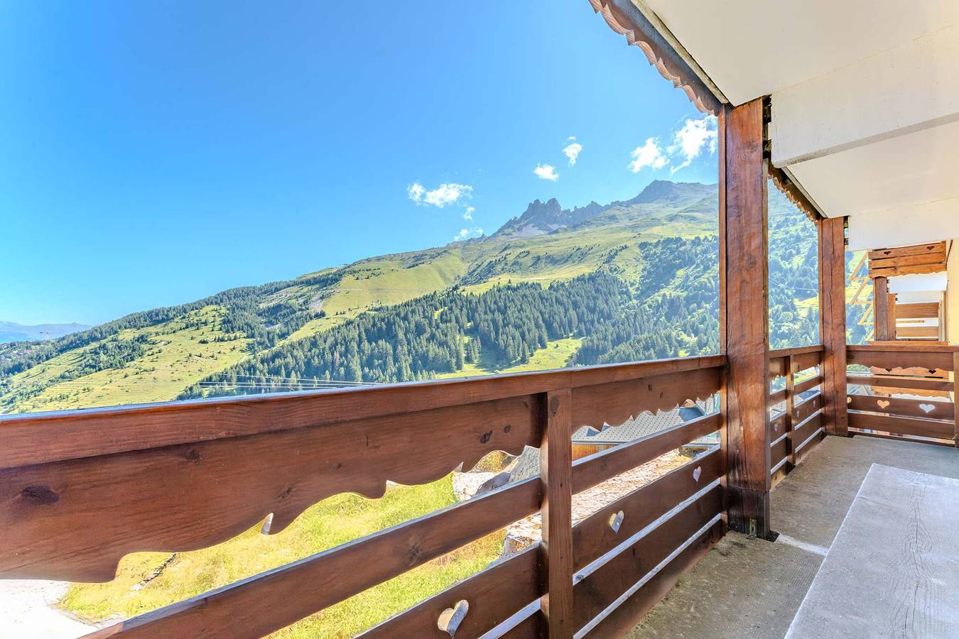 Entire apartment, Ski-In/Out Mountainapt w/Balcony in Méribel-Mottaret, Les Allues