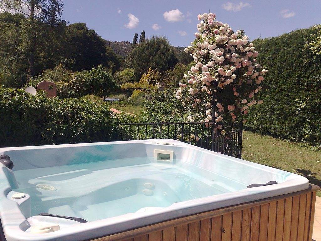 Amandari - Chambre Amande in Le Plan-de-la-Tour, Région de Draguignan