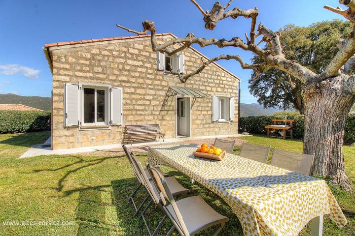 Gîte pour 6 personnes, avec Jardin et Vue à Sollacaro - 3
