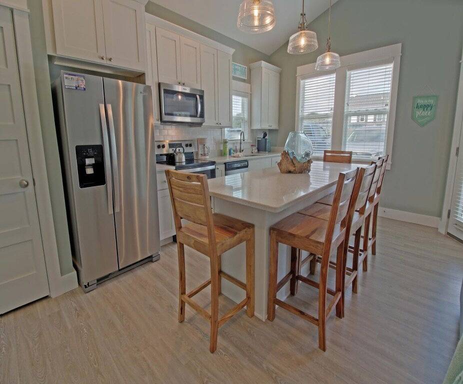 Ganze Wohnung, Don’t Worry, Beach Happy at Beacon Quarters in Corolla, Currituck County