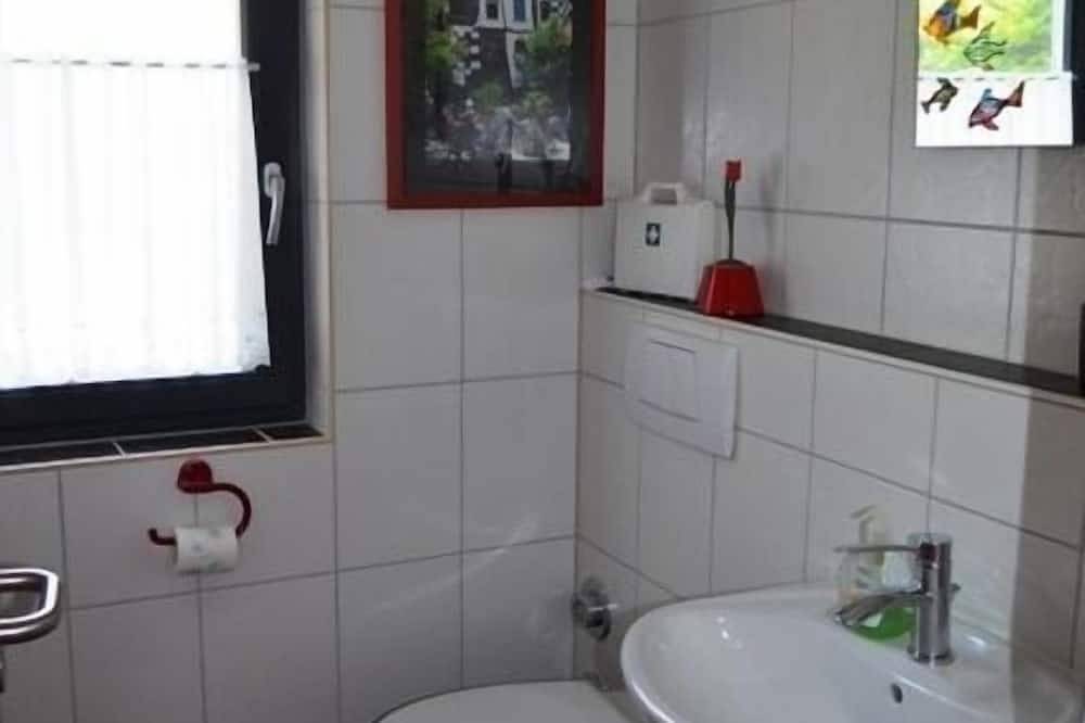 Ganze Wohnung, Appartement in Doppelhaushälfte mit Blick über Schwarzwaldvorberge und Vogesen in Hohberg, Mittlerer Schwarzwald