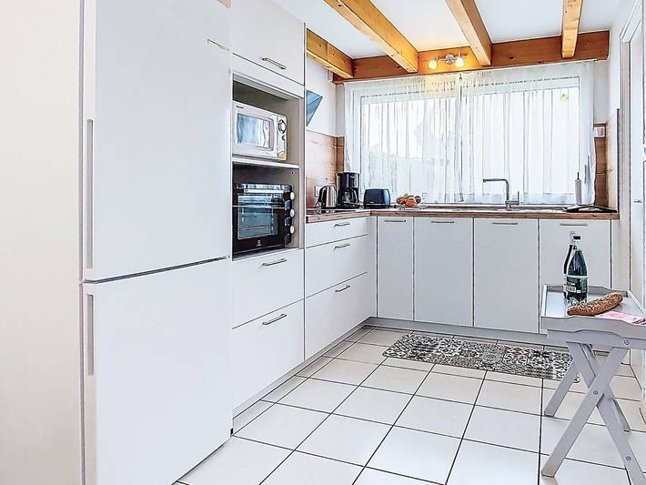 Location de vacances pour 3 personnes, avec jardin et terrasse, animaux acceptés à Plounévez-Lochrist - 2