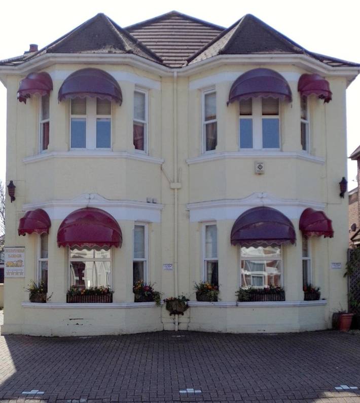 Bed and breakfast for 3 people in Southampton