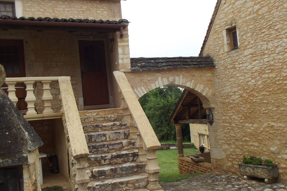 Gîte du haut or Orchidée in Salignac-Eyvigues, Périgord Noir
