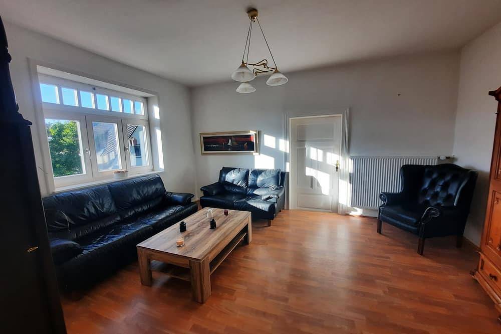 Apartement im Fachwerkhaus mit einzigartigem Garten. Golfplatz, SteinhuderMeer. in Rehburg-Loccum, Landkreis Nienburg/Weser