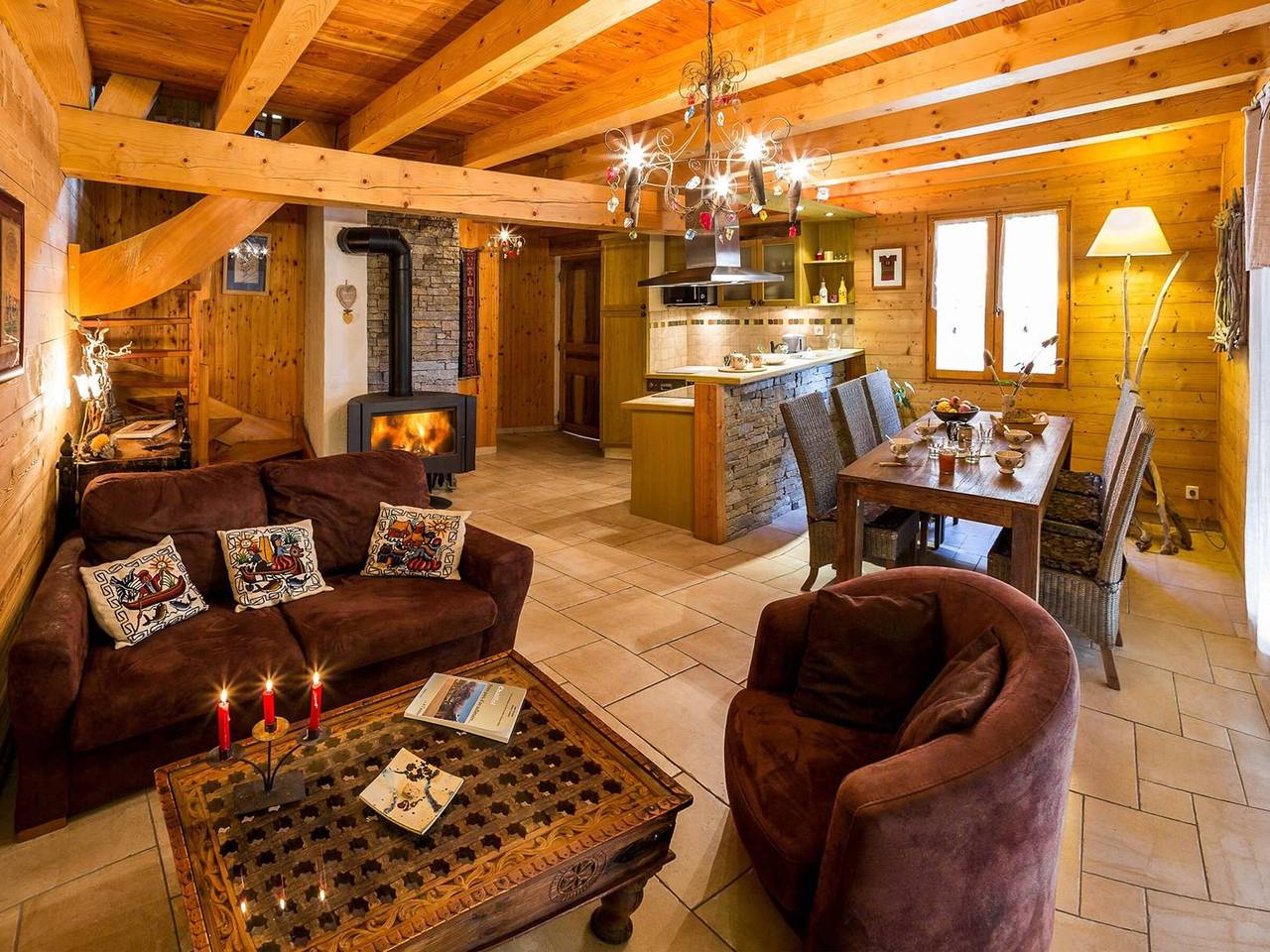 Charming Chalet with Spa and South-Facing Terrace in Saint-Michel-de-Chaillol, Sleeps 6 in Saint-Michel-de-Chaillol, Écrins National Park
