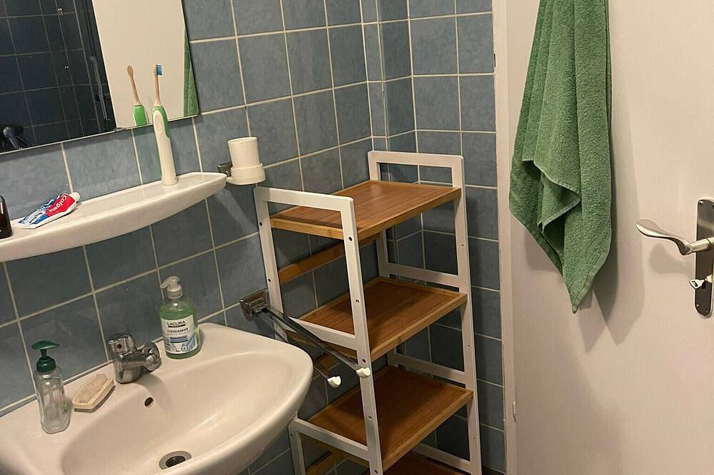 Ganze Wohnung, Zimmer 'Lucas' mit gemeinsamer Terrasse und Wlan in Schlitz, Rhön-Hessen