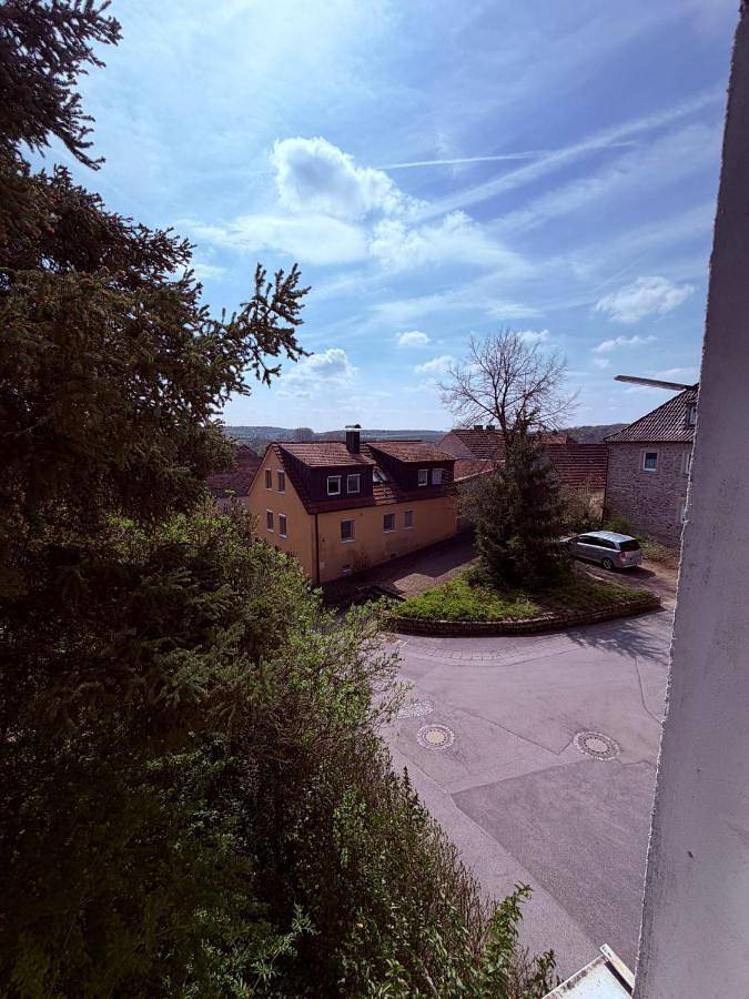 Ferienwohnung für 11 Personen, mit Terrasse und Garten sowie Pool