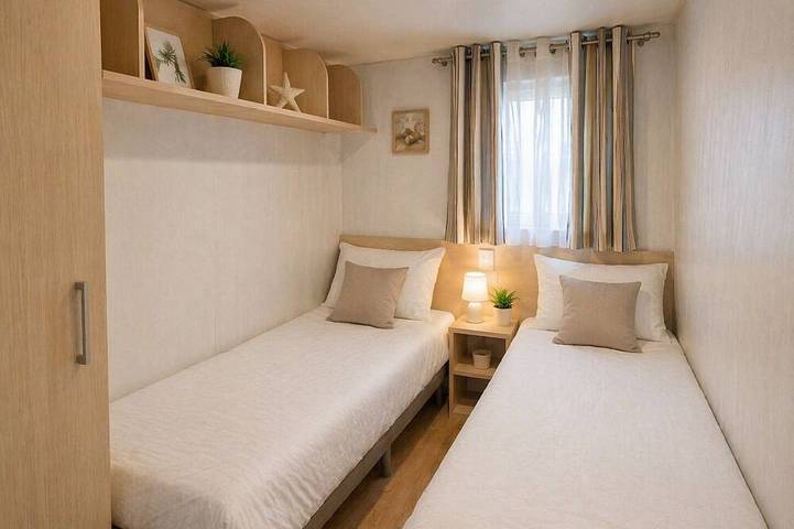 Comfortabel chalet met 2 slaapkamers – 500 m van strand – terras & parking in Knokke-Heist, Belgian Coast