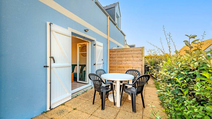 Location de vacances pour 4 personnes, avec terrasse à Saint-Nic - 2